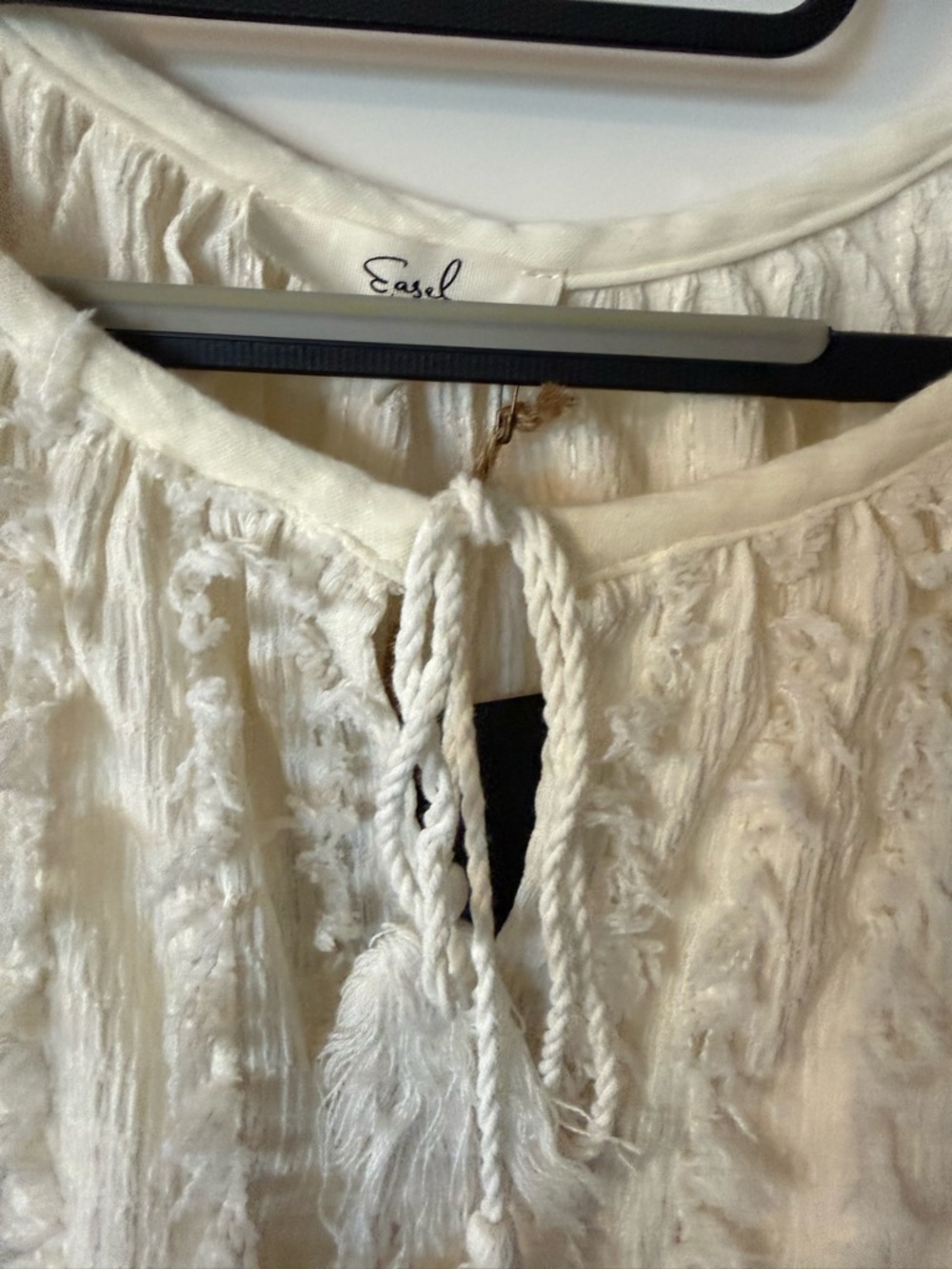 easel Ivory Fringed Peasant Top - Picture 3 of 7